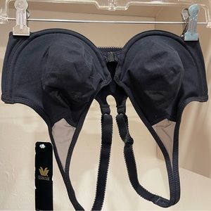 Wacoal unlined T-back Front close underwire